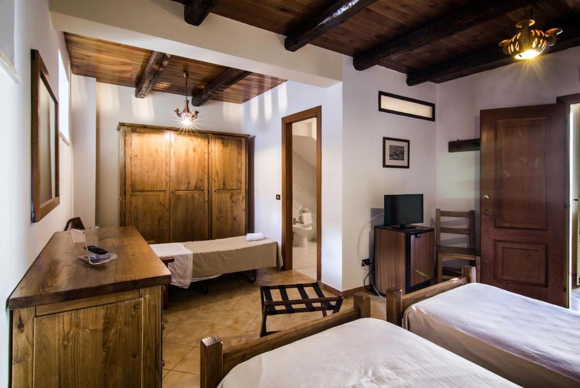 Ah Premium Borgo Torre Artale Hotel เทรเบีย ภายนอก รูปภาพ